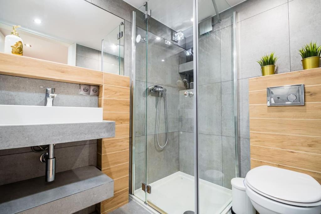 קרקוב Royal City Apartment 40 M2 מראה חיצוני תמונה